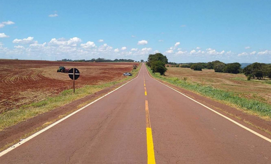 Trecho da PR-317 entre Toledo e Santa Helena recebe reforço na sinalização viária