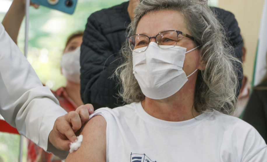 Enfermeira do HU-UEPG concorre a Prêmio Protagonista 2021 do Coren-PR