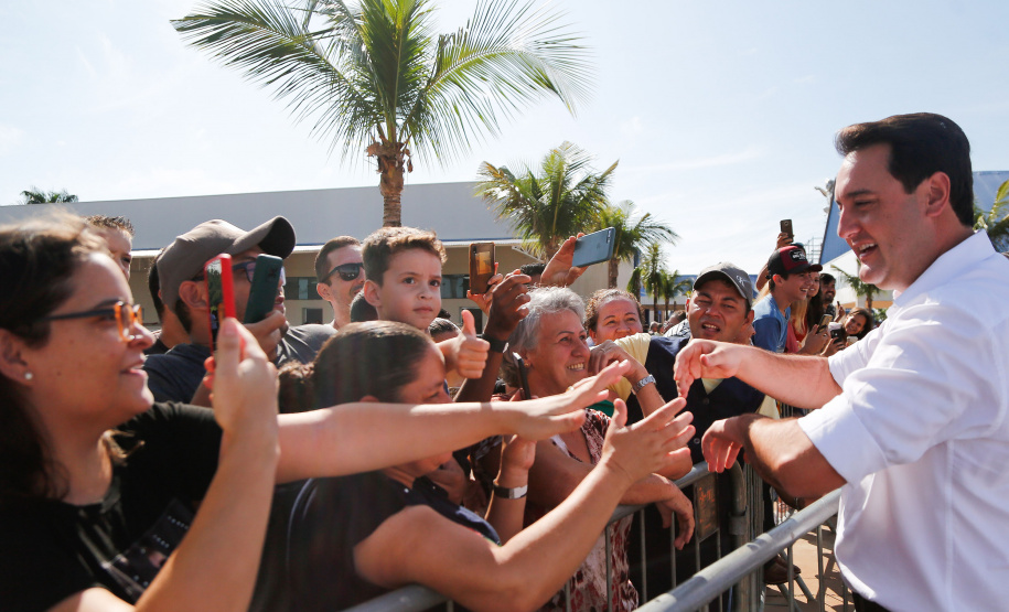 O governador Carlos Massa Ratinho Junior visitou neste sábado (9), ao lado do presidente da República, Jair Bolsonaro, o Santuário de São Miguel Arcanjo, em Bandeirantes, na Região Norte. - Bandeirantes, 09/04/2022