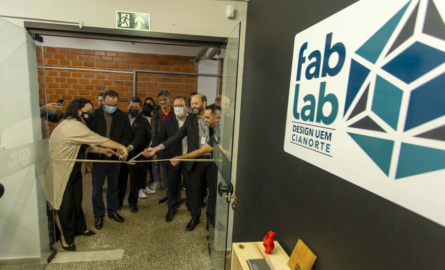 Inspirada no MIT, dos EUA, UEM inaugura Fab Lab, oficina tecnológica