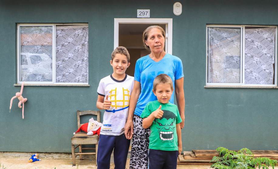 Vila Santana, em Prudentópolis, é exemplo do impacto dos programas do Estado na vida das pessoas.