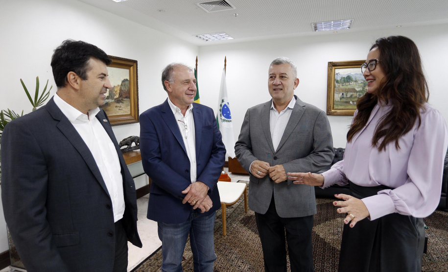 Apresentação do Anteprojeto do Terminal Metropolitano de Londrina - Curitiba, 27/04/2022