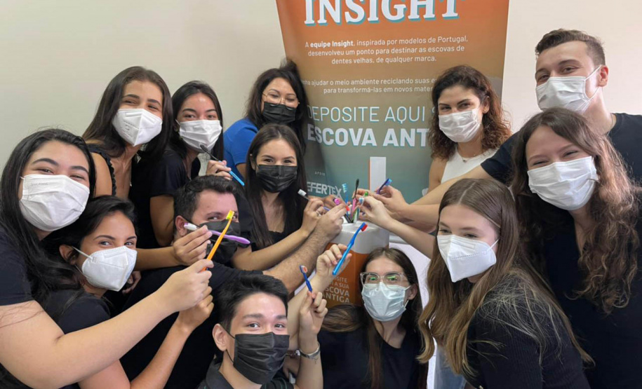 UEM instala primeiro ecoponto do Brasil para descarte de escovas dentais