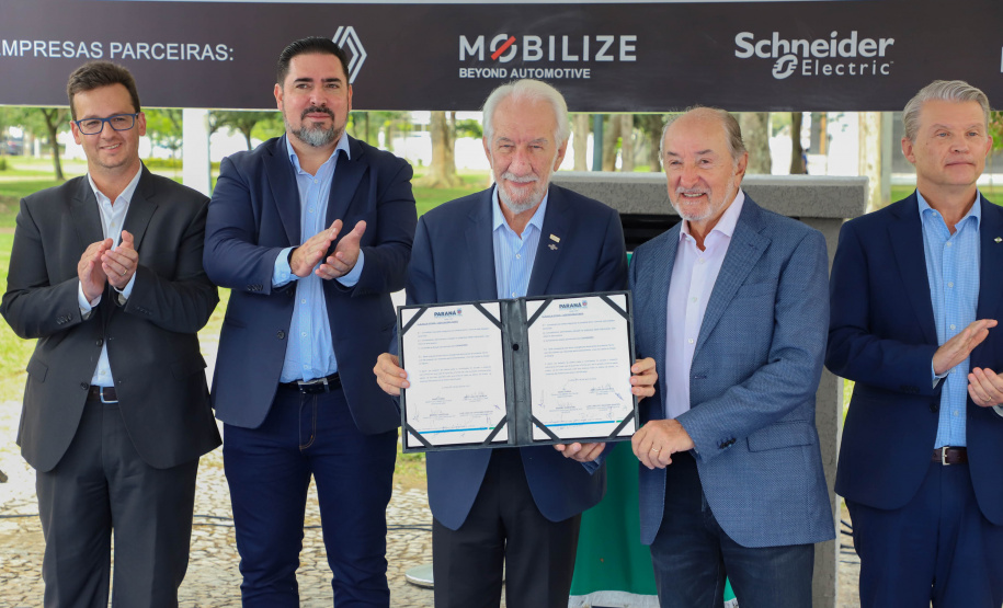 POSTO DE ENERGIA SOLAR