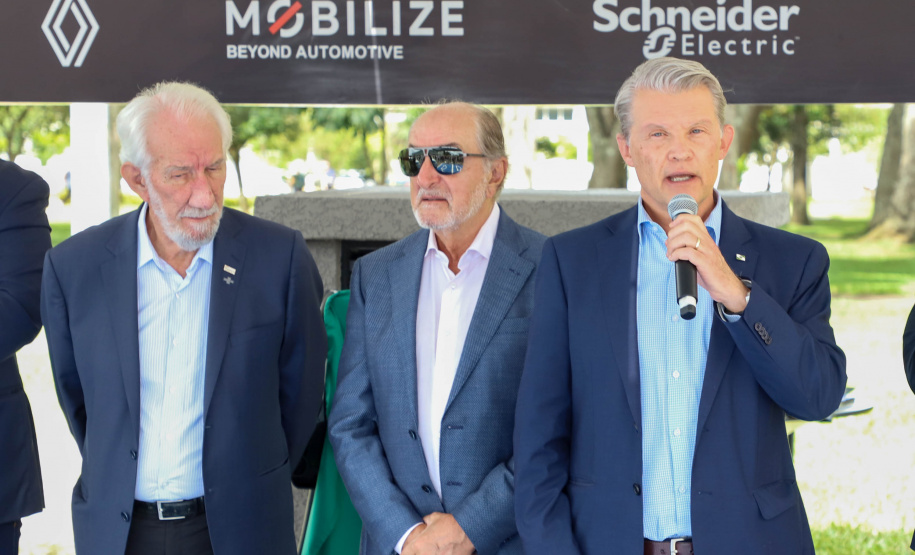 POSTO DE ENERGIA SOLAR