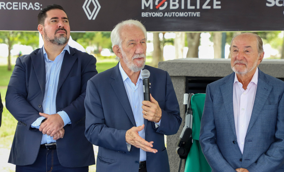 POSTO DE ENERGIA SOLAR