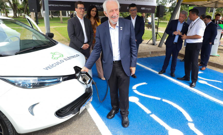 POSTO DE ENERGIA SOLAR