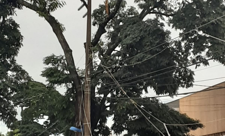 Após fortes chuvas, equipes da Copel trabalham em todo o Estado para recompor rede de energia