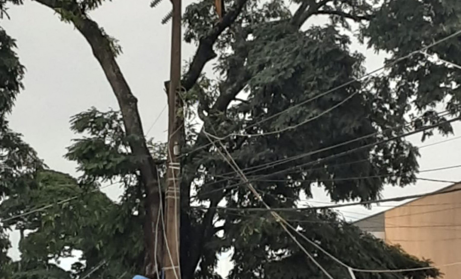 Após fortes chuvas, equipes da Copel trabalham em todo o Estado para recompor rede de energia