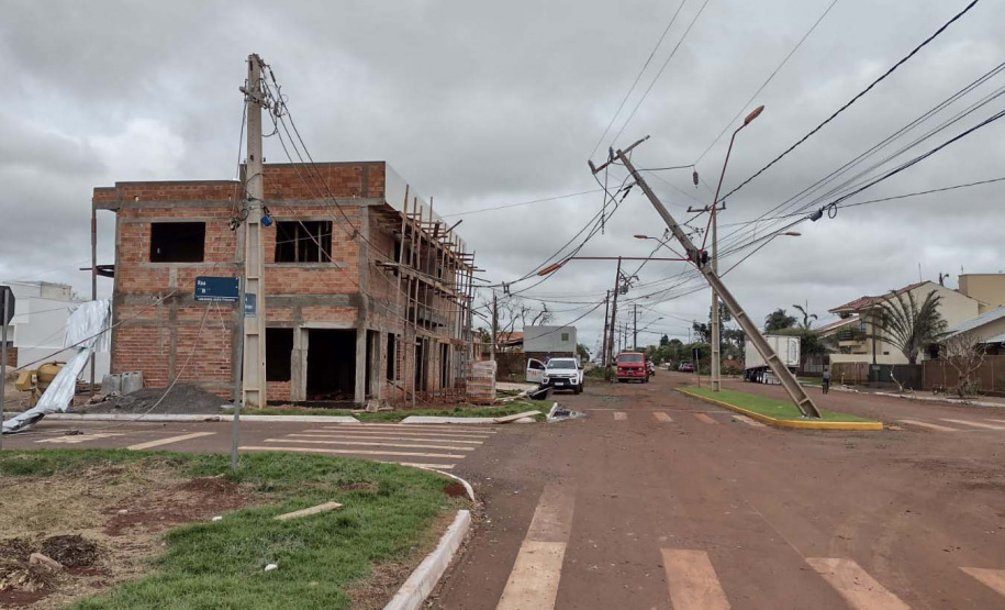 Após fortes chuvas, equipes da Copel trabalham em todo o Estado para recompor rede de energia