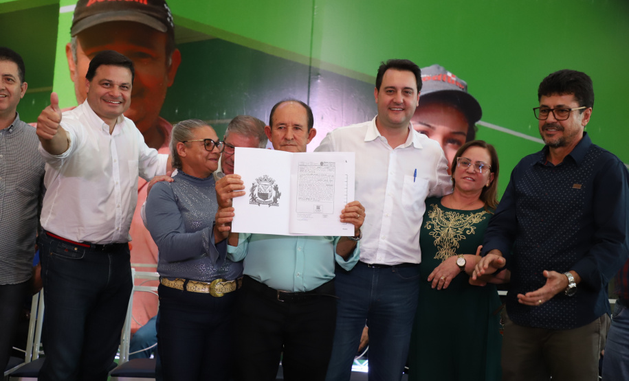 Governador confirma investimentos de R$ 3,3 milhões para ações em Curiúva