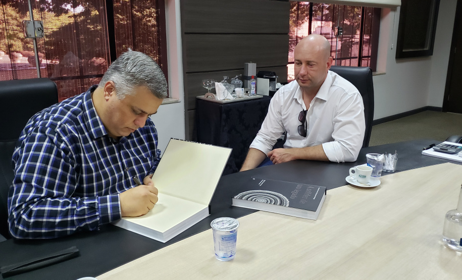 Portos do Paraná leva informações sobre investimentos a empresários de Maringá