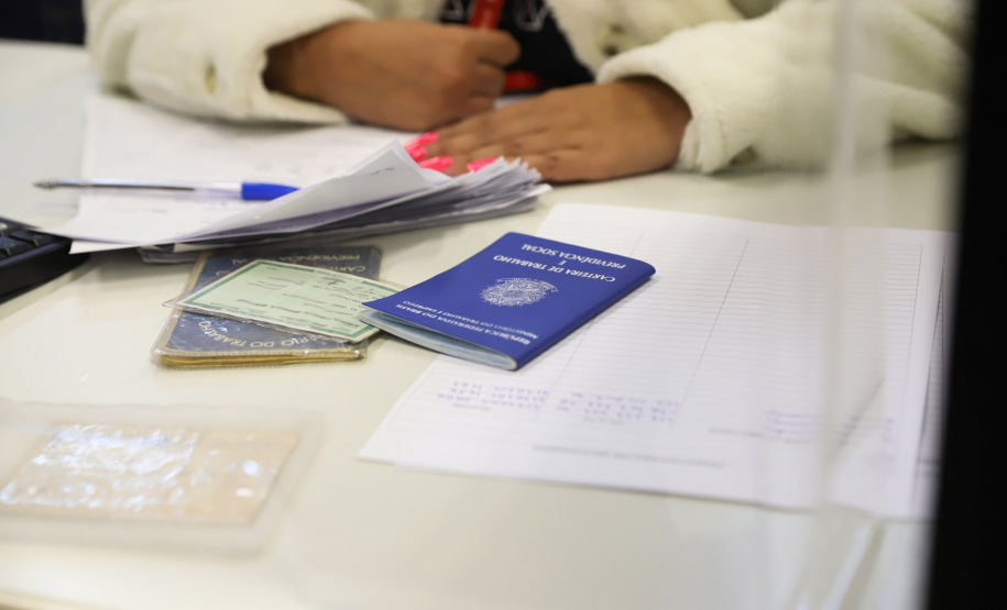 Estado inicia semana com oferta de 10.254 vagas de emprego nas Agências do Trabalhador