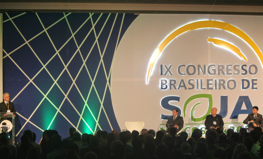 Em congresso, Ortigara defende sustentabilidade e tecnologia na produção de soja