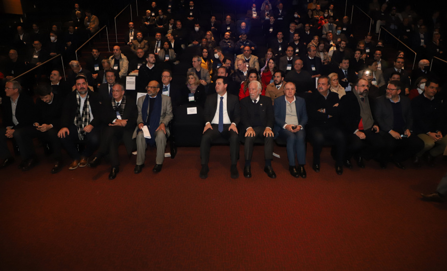 Governador Carlos Massa Ratinho Junior participa de evento da Invest Paraná no Museu Oscar Niemeyer, em Curitiba - Curitiba, 17/05/2022 -
