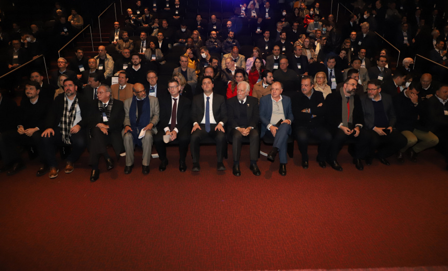 Governador Carlos Massa Ratinho Junior participa de evento da Invest Paraná no Museu Oscar Niemeyer, em Curitiba - Curitiba, 17/05/2022 -