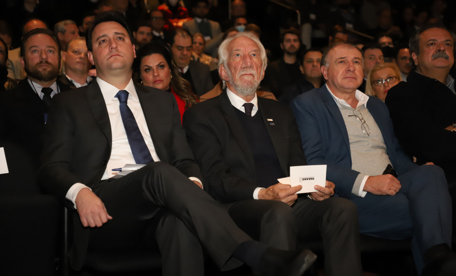 Governador Carlos Massa Ratinho Junior participa de evento da Invest Paraná no Museu Oscar Niemeyer, em Curitiba - Curitiba, 17/05/2022 -