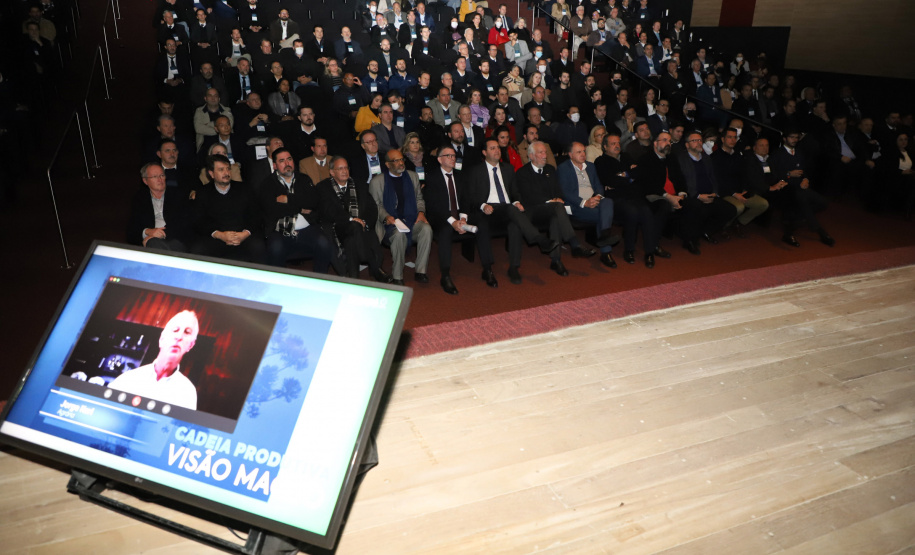 Governador Carlos Massa Ratinho Junior participa de evento da Invest Paraná no Museu Oscar Niemeyer, em Curitiba - Curitiba, 17/05/2022 -
