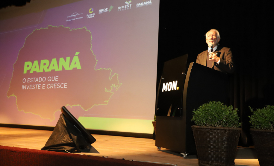 Governador Carlos Massa Ratinho Junior participa de evento da Invest Paraná no Museu Oscar Niemeyer, em Curitiba - Curitiba, 17/05/2022 -