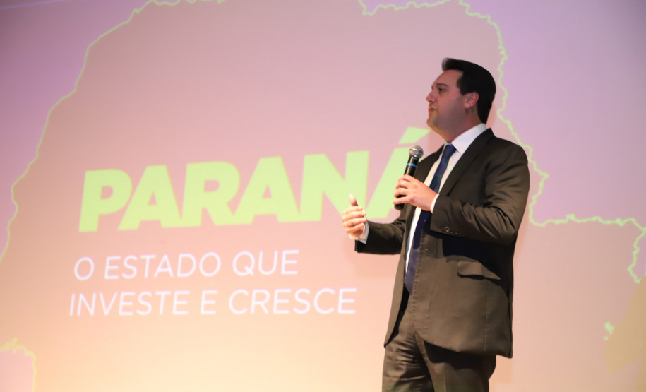 Governador Carlos Massa Ratinho Junior participa de evento da Invest Paraná no Museu Oscar Niemeyer, em Curitiba - Curitiba, 17/05/2022 -