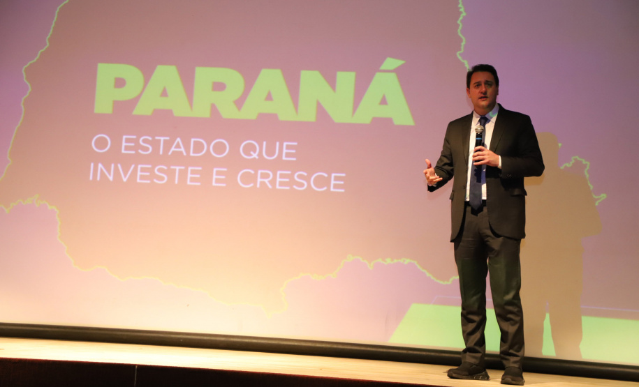 Governador Carlos Massa Ratinho Junior participa de evento da Invest Paraná no Museu Oscar Niemeyer, em Curitiba - Curitiba, 17/05/2022 -