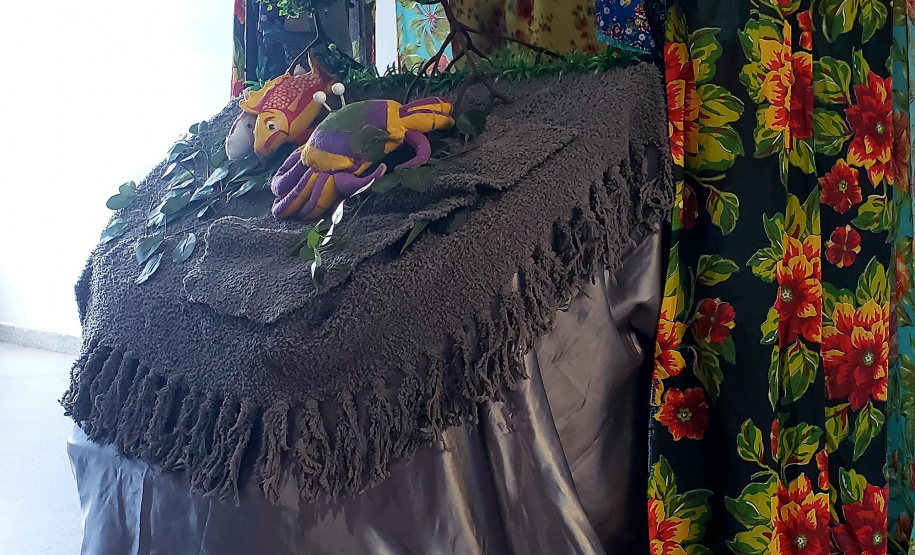 Espetáculo teatral “O Velho, o Burro e o Manguezal” faz duas últimas apresentações semana que vem