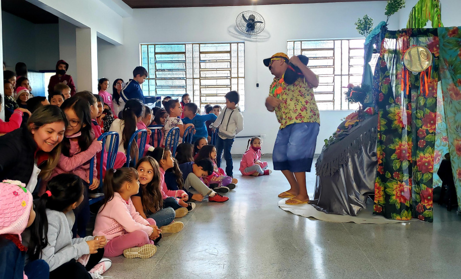 Espetáculo teatral “O Velho, o Burro e o Manguezal” faz duas últimas apresentações semana que vem