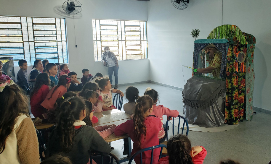 Espetáculo teatral “O Velho, o Burro e o Manguezal” faz duas últimas apresentações semana que vem