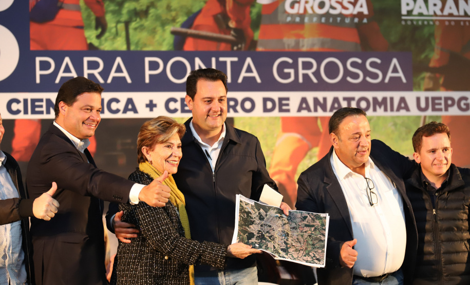 PONTA GROSSA - ASFALTO