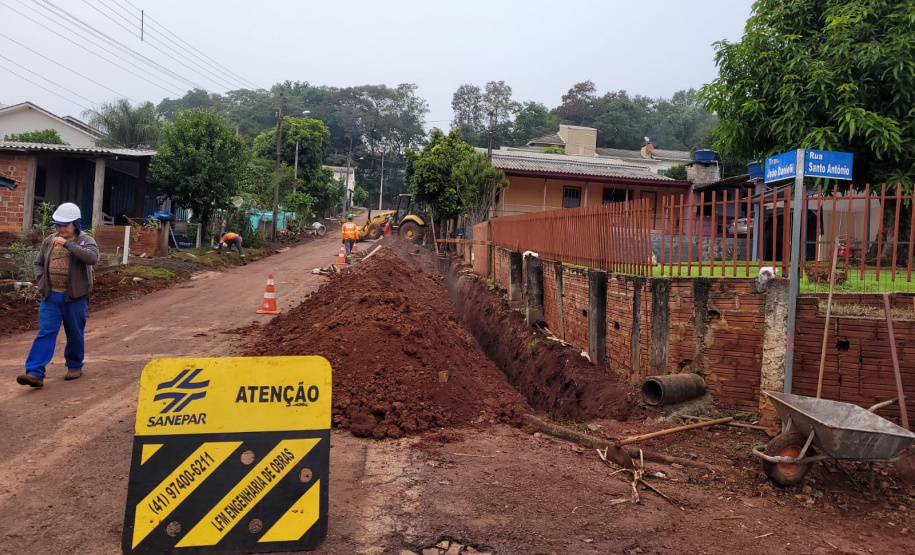 Sanepar inicia obras de implantação de serviço de esgoto em Capitão Leônidas Marques