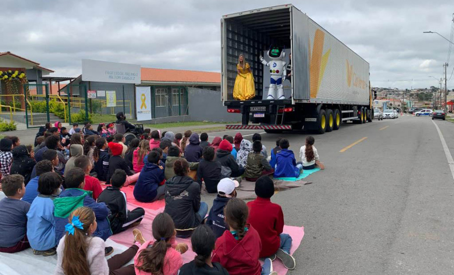 Em 15 dias, ações do Maio Amarelo alcançam mais de 3.300 pessoas no Paraná