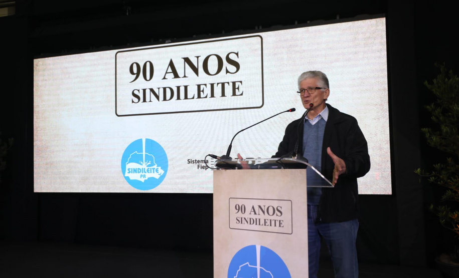Governo participa de festividades de 90 anos do Sindileite