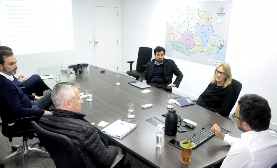 Dirigentes da Fomento Paraná discutem parcerias com nova diretoria da ABDE