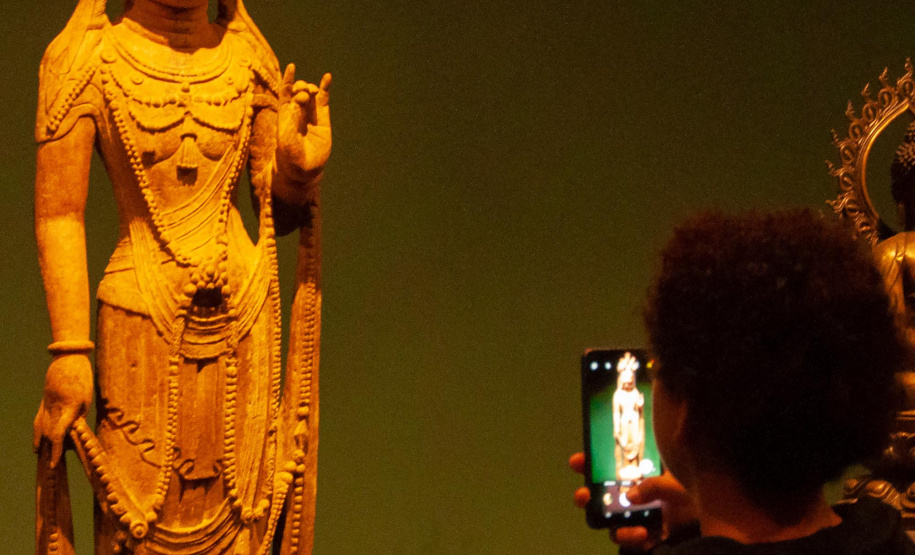 Ganhadores do Redação Nota 10 participam de premiação em visita a Curitiba