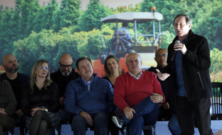 Liberação de 29,5 milhões de reais para obras de pavimentação em São José dos Pinhais