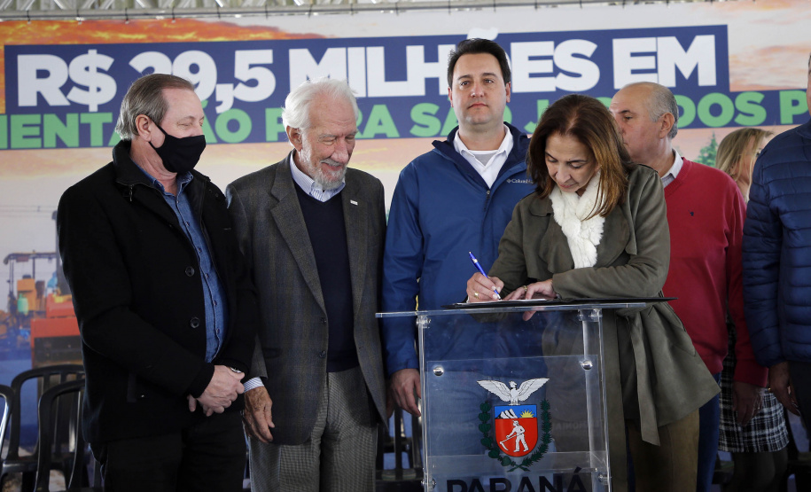 Liberação de 29,5 milhões de reais para obras de pavimentação em São José dos Pinhais