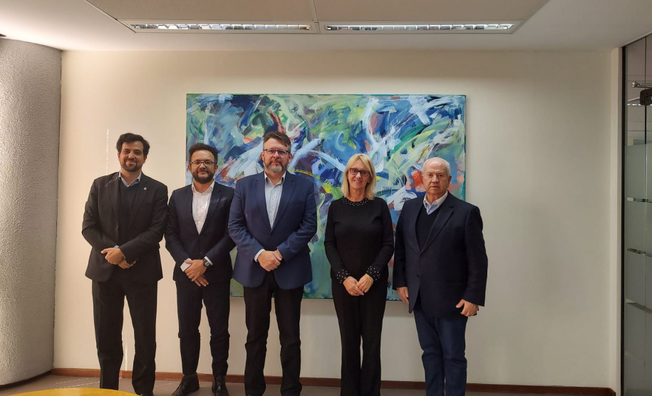 Dirigentes da Fomento Paraná discutem parcerias com nova diretoria da ABDE