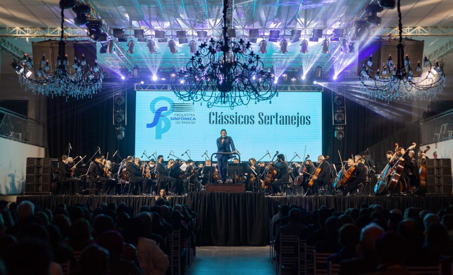 Orquestra Sinfônica do Paraná apresentou primeiro concerto da série Clássicos Sertanejos