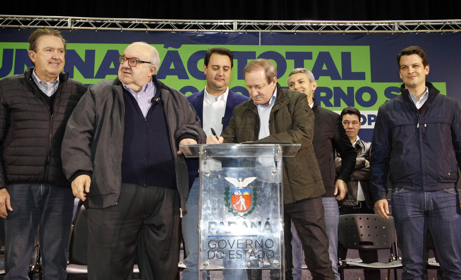 e Iluminação do Contorno Sul