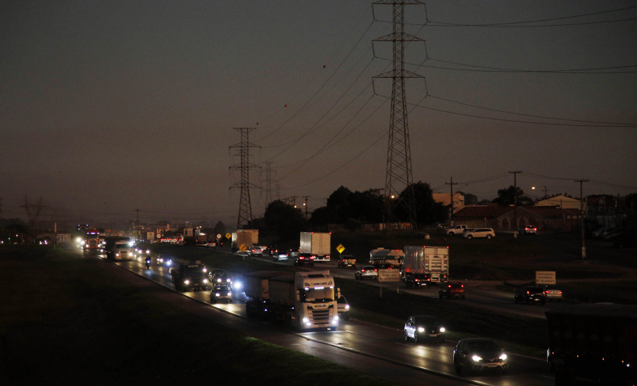 e Iluminação do Contorno Sul