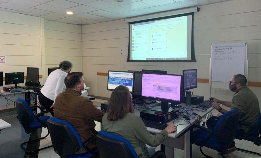 Estado promove curso pioneiro sobre regularização de imóveis do ensino público