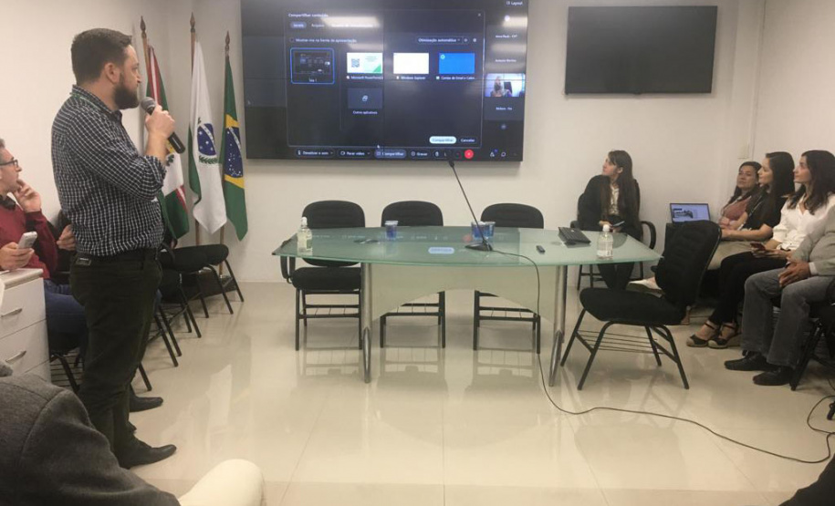 Sesa promove treinamento para alinhamento de processos administrativos de aquisição