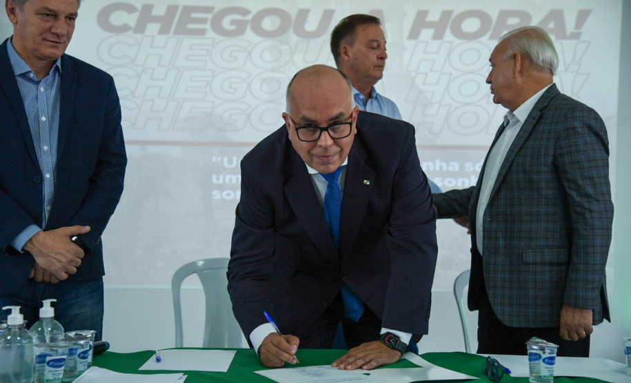 Com investimento de R$ 20 milhões, edital de licitação para obra de Hospital de Colombo é lançado - Curitiba, 02/05/2022