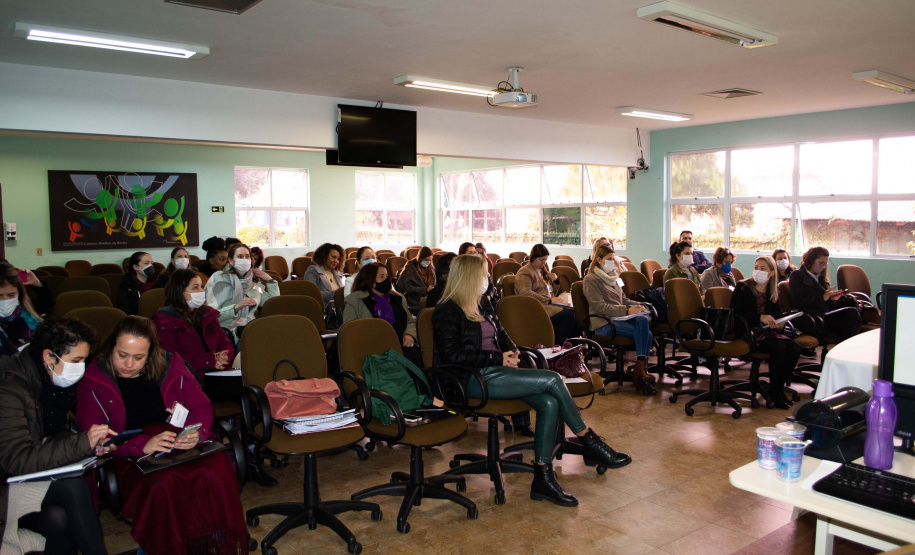 Saúde promove oficina para formação de avaliadores da Iniciativa Hospital Amigo da Criança