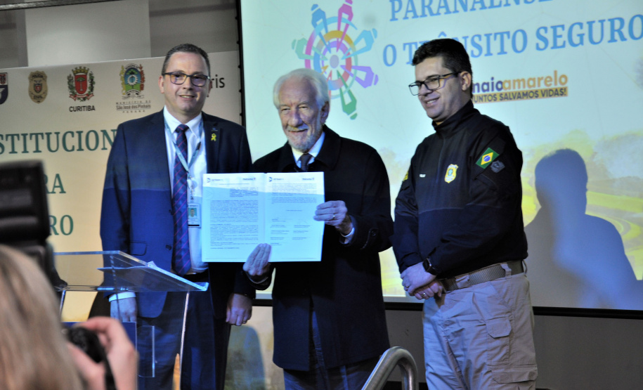 Detran e PRF assinam termo de cooperação para compartilhamento de dados