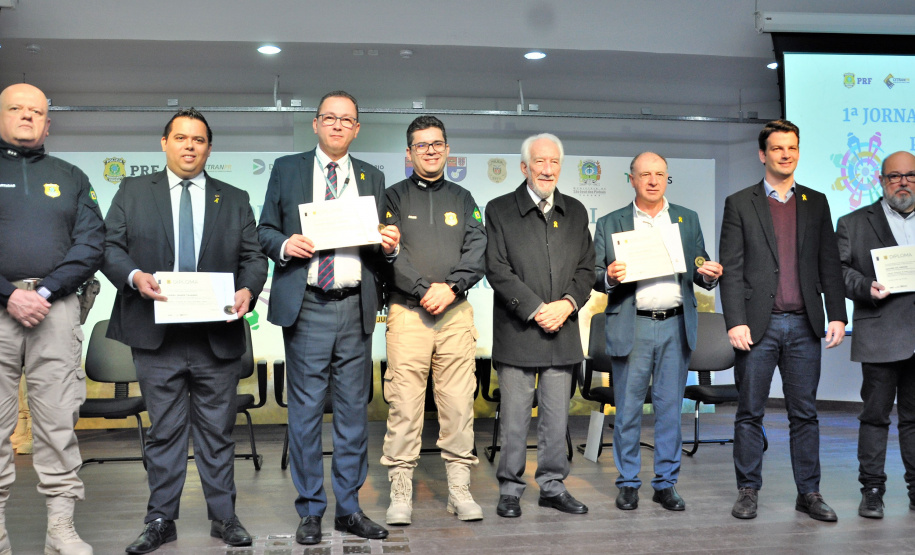 Detran e PRF assinam termo de cooperação para compartilhamento de dados