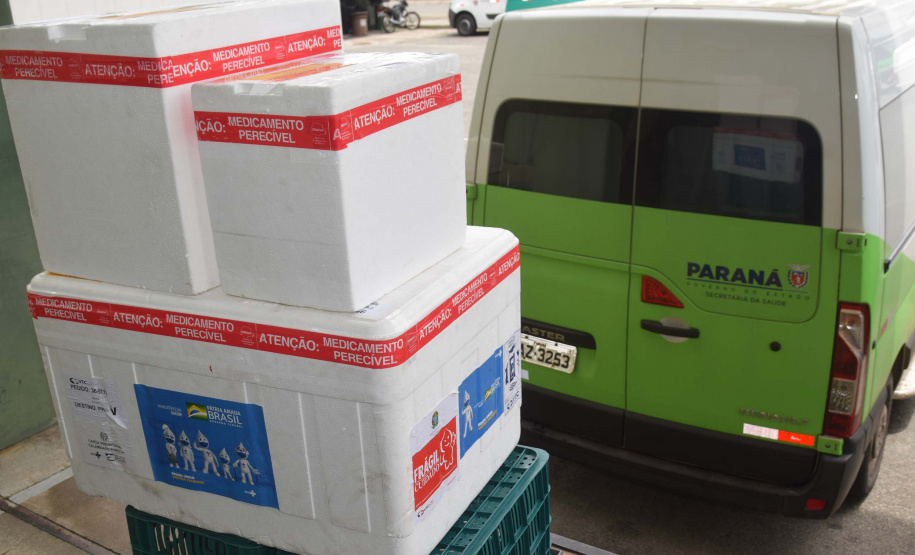 Mais de 86 mil vacinas contra a Covid-19 são distribuídas nesta quarta-feira