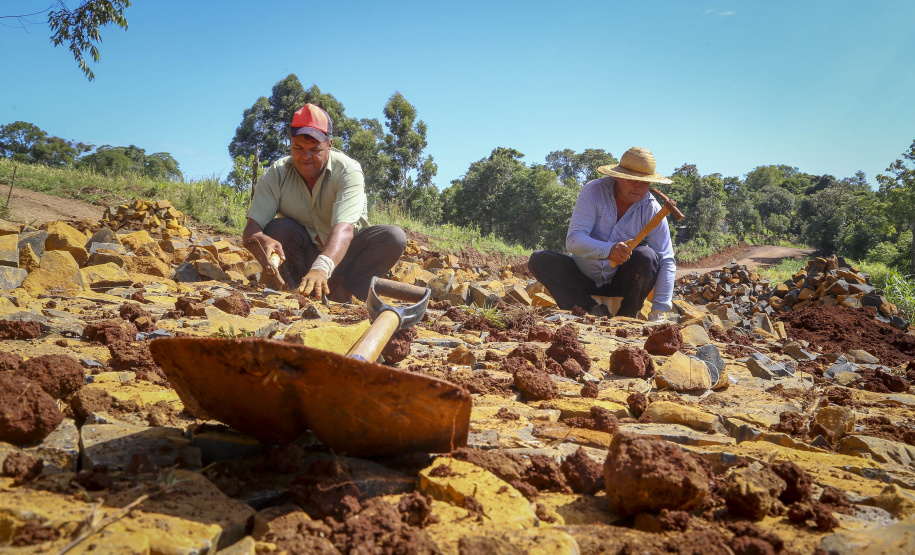 Estado investe R$ 304 milhões na pavimentação de 1.000 quilômetros de estradas rurais em três anos