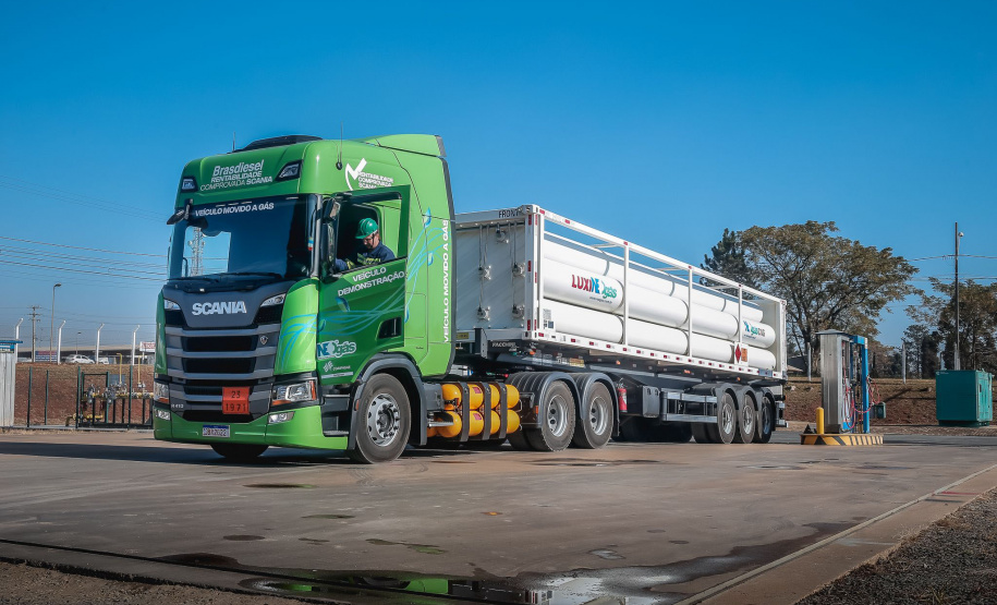 Compagas e NEOgás testam solução sustentável para levar gás natural ao interior do Paraná
