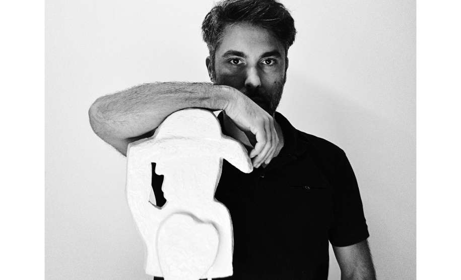 Última semana da exposição “Exploring Emotions” do artista português Eduardo Bragança, no Espaço Cultural BRDE